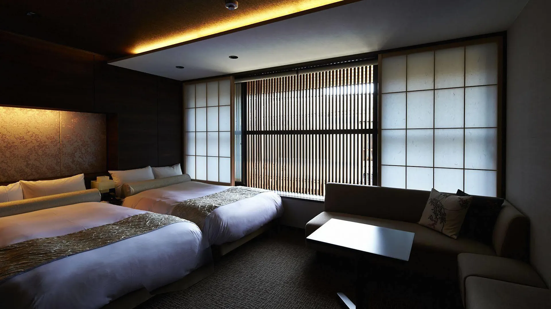 Gracevilla Nijo-Jo Castle Villa Aneyakoji Kyoto Hotel