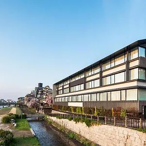 京都索拉利亚西铁尊贵酒店 酒店
